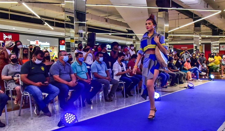 No Pará, desfile de moda mescla sustentabilidade e criatividade com roupas recicladas