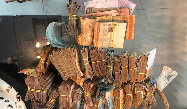 Gaeco apreende dinheiro e arma em operação contra jogos de azar e corrupção em Belém