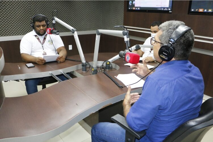 Programa Câmara em Ação recebe o Vereador Chefinho em Canãa