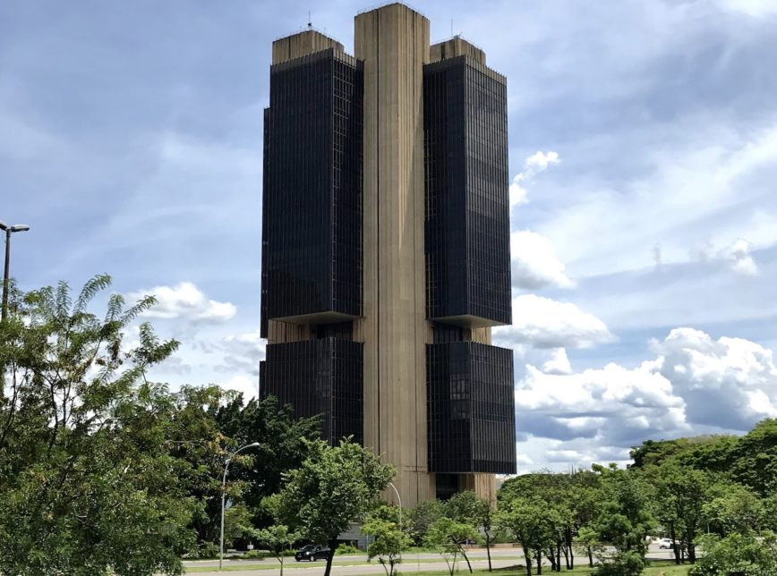 Mercado financeiro eleva projeção de inflação para 5,38% em 2022