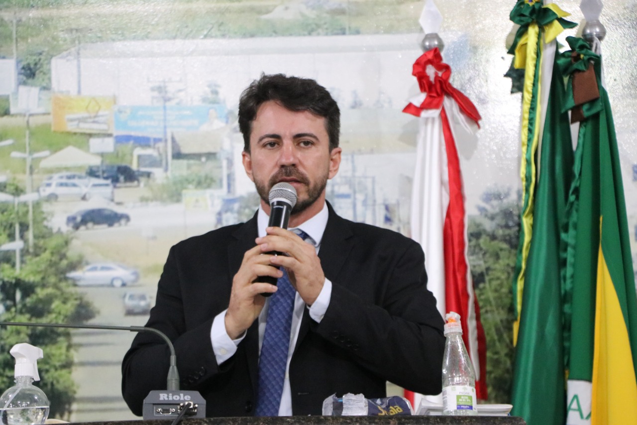 Canaã dos Carajás: Prefeitura  rescinde contrato com empresa de transporte escolar