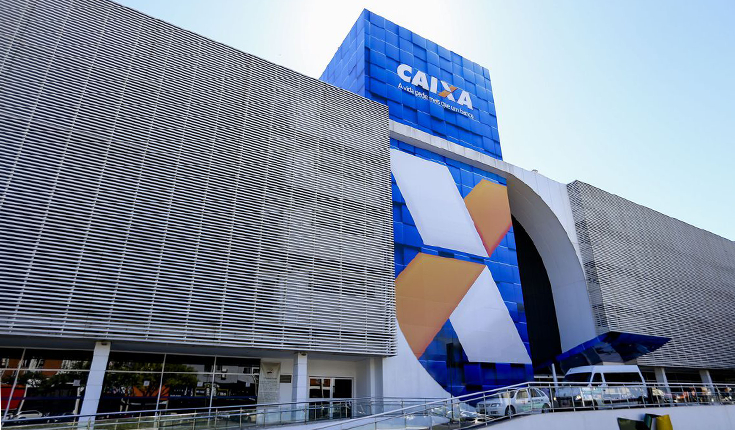 Caixa libera abono salarial para trabalhadores nascidos em maio