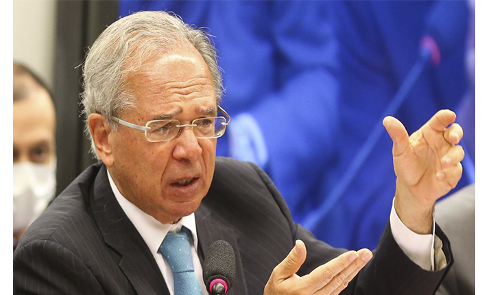 Governo avalia reduzir imposto para estimular indústria, diz ministro