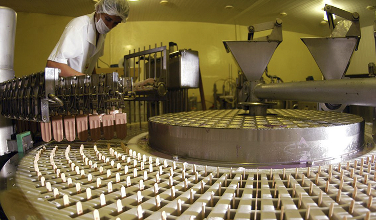 Preços da indústria têm inflação de 0,56% em fevereiro, diz IBGE