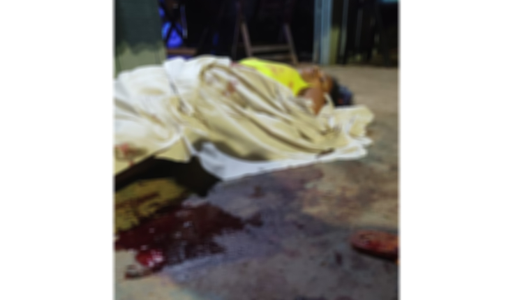 Departamento de Homicídios da Polícia Civil investiga o assassinato de um travestir