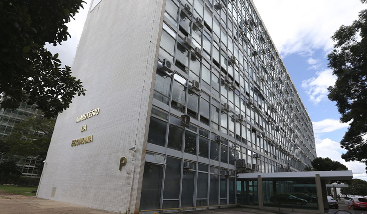 Economia segue em recuperação com crescimento robusto, diz secretaria