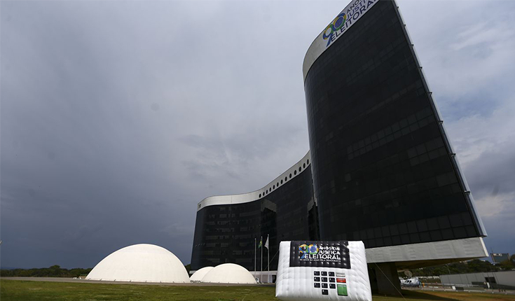 TSE exonera servidor que atuava com inserções de propaganda eleitoral