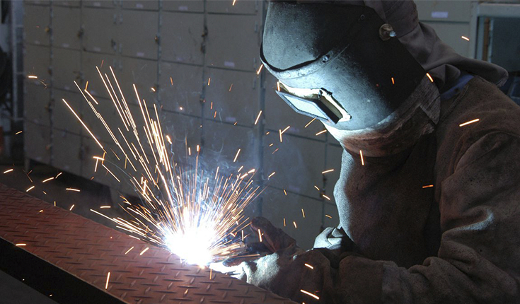 Confiança da indústria cai 3,8 pontos em outubro