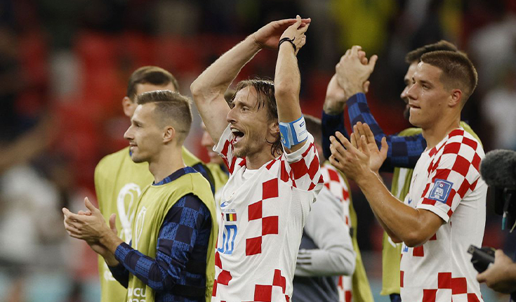 Croácia segura pressão, avança às oitavas e elimina Bélgica da Copa