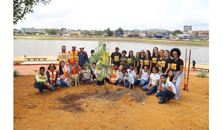 Complexo Turístico de Parauapebas recebe doação de árvore nativa do Continente Africano
