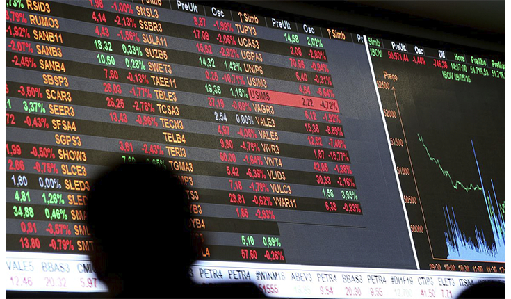 Bolsa fecha em queda e dólar em alta no primeiro dia útil do governo