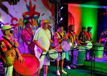 Carnaval da Nossa Gente 2023 homenageia Raimundo Pinto, o homem do sapato branco