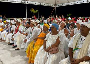 Cultura: Afroreligiosos celebram tradições de matrizes africanas na Orla Encontro dos Rios