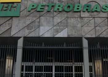 Governo indica novos candidatos para conselhos da Petrobras