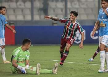 Fluminense inicia Libertadores com vitória sobre o Sporting Cristal