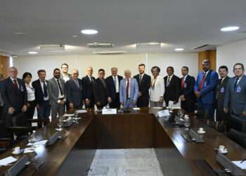 Dirceu Ten Caten Participa de reunião com Ministro do Desenvolvimento, Indústria, Comércio e Serviços e Presidente Interino, Geraldo Alckmin