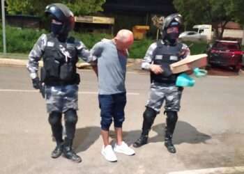 ROCAM prende traficante no Bairro da Paz