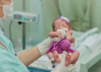 No Regional de Marabá, polvos confeccionados em crochê auxiliam na recuperação de bebês