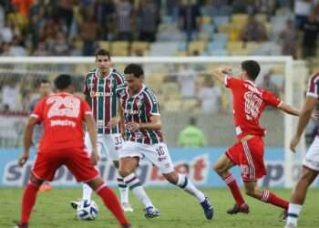 Libertadores: Fluminense busca vaga nas oitavas diante do River