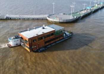 Amapá: Orla de Macapá ganha restaurante flutuante