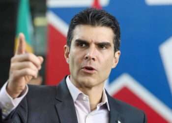 Norte Energia no Pará: Helder denuncia calote