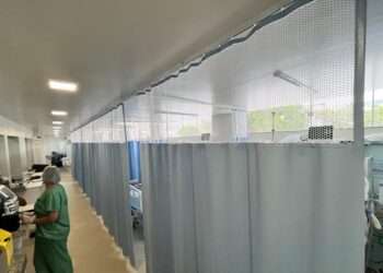 Amapá: Governo do Estado instala divisórias de leitos na UTI do Hospital de Emergências de Macapá