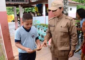 Amapá: Governo realiza campanha educativa em escolas de Macapá e Santana para prevenção de incêndios florestais
