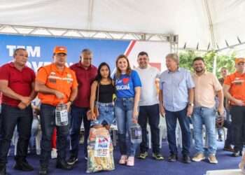 Pará: Governo do Estado entrega cestas humanitárias à população de Maracanã