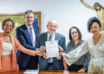 Nacional: Bolsas vão fortalecer formação de professores