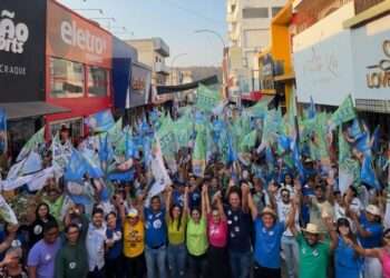 Caminhada de Graziele movimentou ruas do Comércio e JK nesta segunda-feira