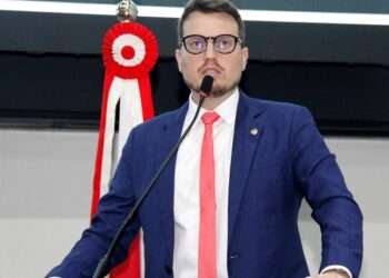 Beto Faro articula chapa ampla no PT com foco em 2026 e mira o Governo do Estado
