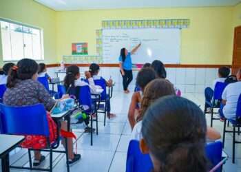 Curionópolis concede abono de R$ 7 mil para servidores da Educação