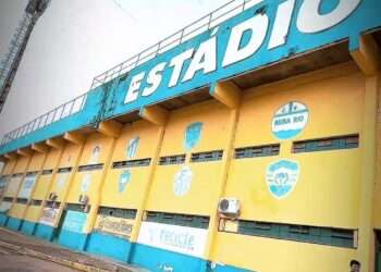 Em estado crítico Estádio Rosenão precisa de reformas