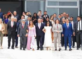 Lula: ‘Democracia venceu e ainda estamos aqui; Presidente discursou em ato contra o golpismo no Palácio do Planalto