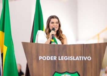 Prefeita de Canaã é reeleita vice-presidente da AMIG em chapa com prefeito de Itabira