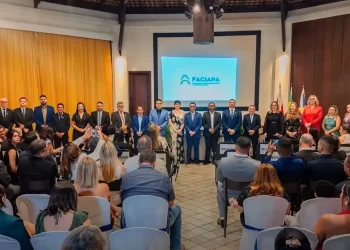 Leonardo Pinheiro, ex-presidente da Acip Parauapebas, é empossado presidente da Faciapa