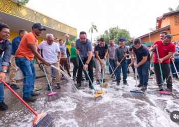 Prefeito Aurélio Goiano Realiza Ato Simbólico em Gabinete da Prefeitura de Parauapebas