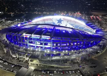 RE-PA 776 pelo Parazão Banpará marca festa de ambas torcidas no Mangueirão