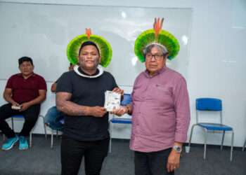 Conheça os Xikrín do Cateté: tradição em dicionário bilíngue e filme documentário