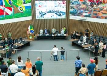 Em sessão realizada excepcionalmente nesta quinta-feira, 06, vereadores aprovam indicações