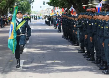 Polícia Militar homenageia Tiradentes com honrarias e desfile nesta terça-feira (22)