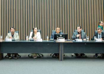 Em sessão ordinária importantes projetos são aprovados por unanimidade