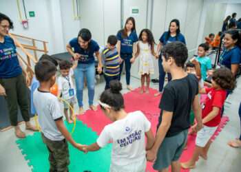 Alta terapêutica: um novo começo para crianças e famílias no CER II