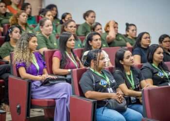Câmara promove palestra sobre autocuidado para servidoras