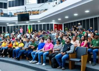 Câmara de Canaã dos Carajás aprova projetos de lei e indicações na 14ª Sessão Ordinária