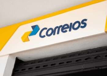 Correios começa a atender aposentados e pensionistas do INSS