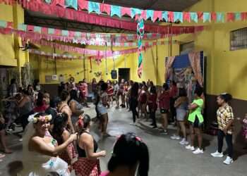 Aulão de Ritmos agita comunidade do Complexo VS-10 em clima junino