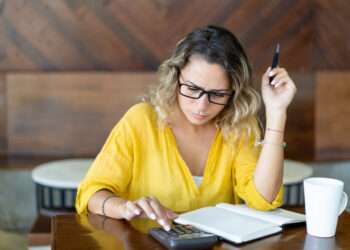 Serasa prorroga Desbanca e disponibiliza 0800 emergencial para brasileiros quitarem dívidas com bancos e financeiras