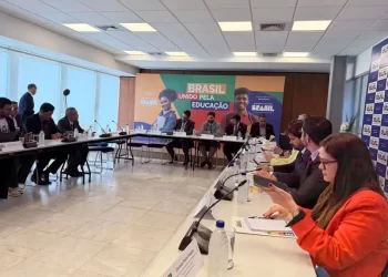 Seduc participa de encontro nacional sobre Política de Governança de Dados da Educação