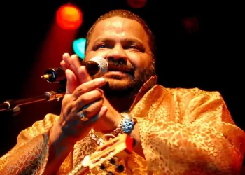 Aos 66 anos, morre ícone do samba Arlindo Cruz